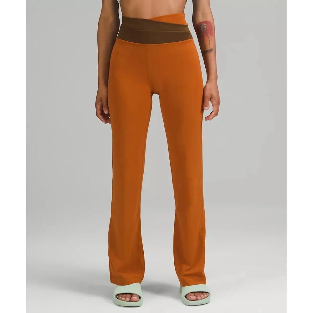 LULULEMON Throwback‎ Astro Pant in Butternut Brown/Deep Artifact Size 2
